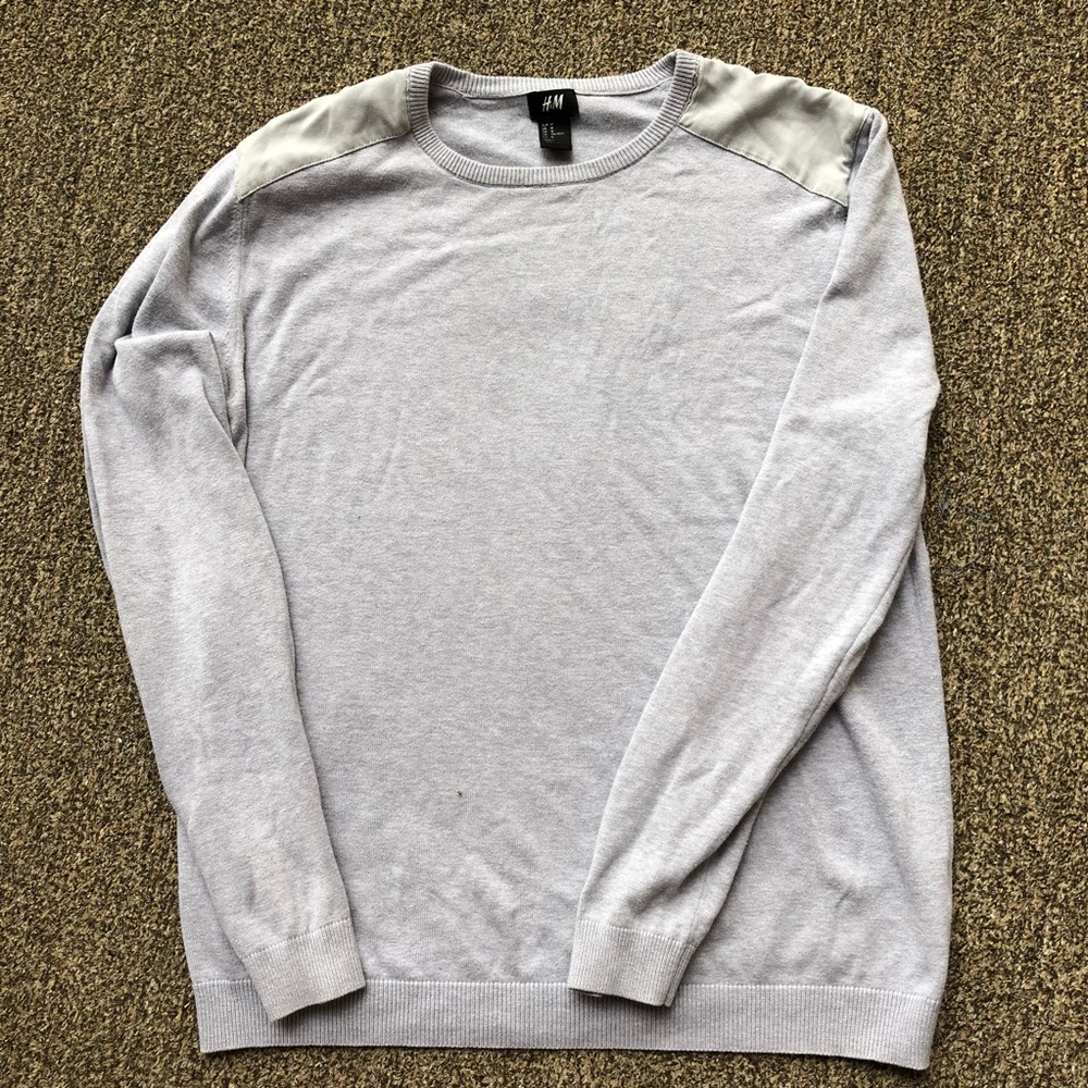 H&M grey sweater